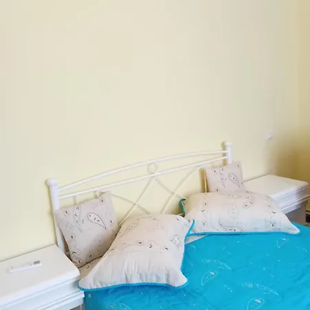 Traditional House In Aigio Holiday home Dhiyeliotika