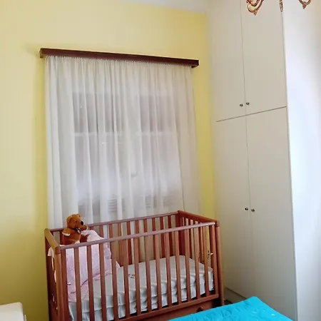 Holiday home Traditional House In Aigio Dhiyeliotika